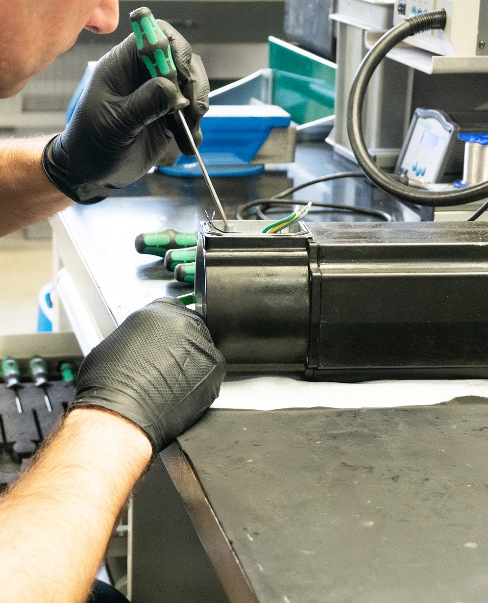 servis průmyslové automatizace – kontakt