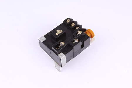 TH-12 MITSUBISHI ELECTRIC 0.9-1.5A RELE
