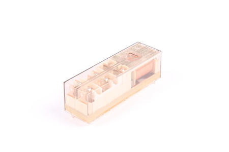 SR6B4024 TE CONNECTIVITY 24V, 8A RELE