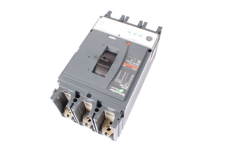 NSX400F SCHNEIDER ELECTRIC