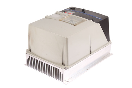 ATV58EU90N4 TELEMECANIQUE ALTIVAR 58