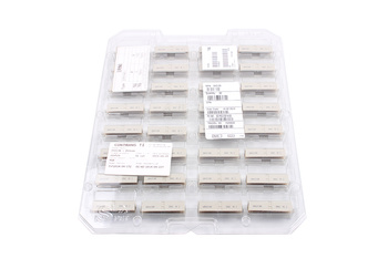 043136 ERNI 2MM 110PIN TYPE KONEKTOR