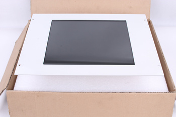 104031 ISH 15" GERCOM LCD MONITOR