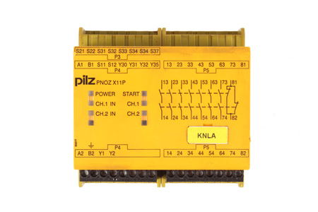 PNOZ X11P PILZ 777086 BEZPEČNOSTNÍ RELÉ