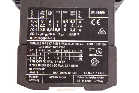 DILEM-10-G-EA EATON HLAVNÍ KONTAKTY