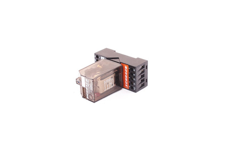 MR3130C4 SCHRACK 24V RELE