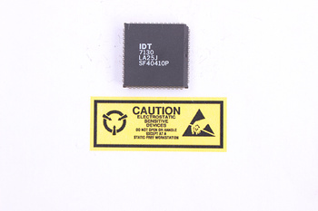 7130 LA25J IDT HIGH-SPEED 1KX8 DUAL-PORT STATIC SRAM