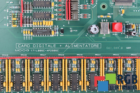 171L006C-AP2806C MOOG CARD DIGITALE + ALIMENTATORE