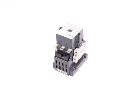 3TF4722-0BB4-ZA01 SIEMENS 24VDC 690VAC 56KW 90A