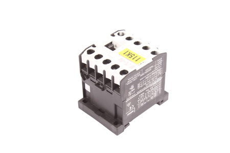 DILEM-10-G-EA EATON HLAVNÍ KONTAKTY