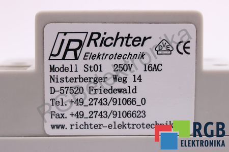 ST01 RICHTER ELEKTROTECHNIK 250V 16A ZÁSUVKA