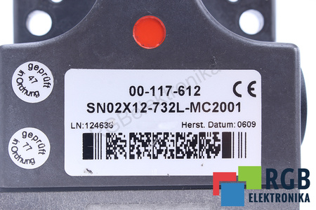 00-117-612 KUKA SN02X12-732L-MC2001 ZÁSUVKA