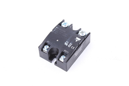 RM1A23D50 CARLO GAVAZZI 15/50A 230VAC 3-32VDC RELE