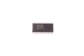 ADS7807U TEXAS INSTRUMENTS