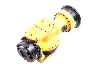 S-900IB/220L FANUC RUKA ROBOTA
