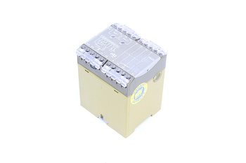 PNOZ/220VAC/3A/1R PILZ 474650 BEZPEČNOSTNÍ RELÉ