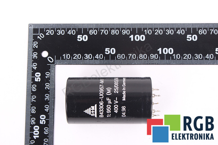 KONDENZÁTOR B43306-U0957-M1 S+M 25/085/56 950UF, 400VDC