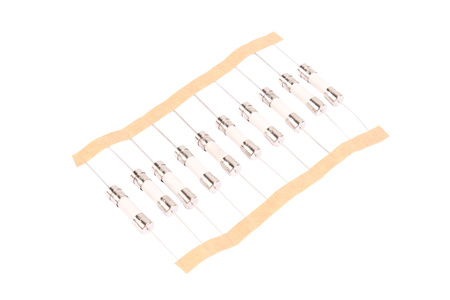 POMALÁ KERAMICKÁ VÁLCOVÁ POJISTKA 0215002.MRET1P LITTELFUSE 250V, 2A, 5X20MM, 10PCS