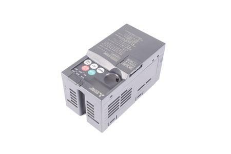 FR-E720-0.2K MITSUBISHI ELECTRIC PŘEDNÍ KRYT
