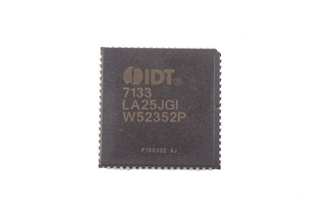7133LA25JGI IDT
