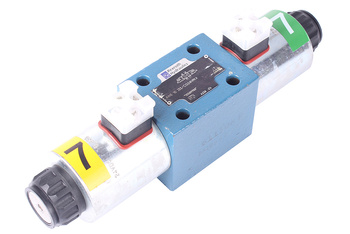 4WE10J33/CG24N9K4 BOSCH REXROTH