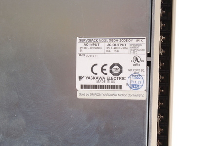 SGDH-20DE-OY YASKAWA SGDH-20DE-Y12 SERVOPACK