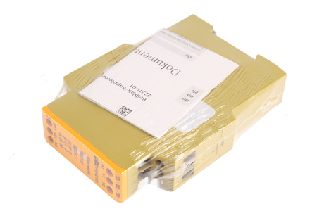 P2HZ X3 24VDC 2N/O 1N/C PILZ 774350 BEZPEČNOSTNÍ RELÉ
