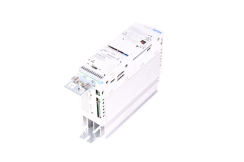 E82EV551_4C LENZE 8200 VECTOR ID.-NO. 13142236 STANDART PT