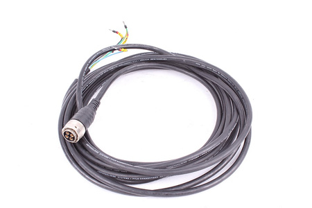 KINETIX ALLEN BRADLEY 8M 4PIN KÁBEL