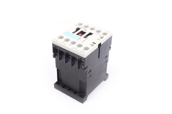 3RT1516-1BB40 SIEMENS IE AC-1 22A 690V 24VDC