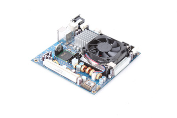 986LCD-M/MITX KONTRON 2.00/4M/667 INTEL ZÁKLADNÍ DESKA